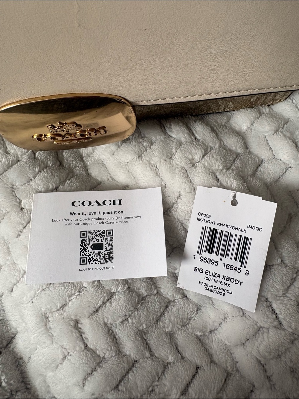 Coach Cream Signature Canvas and Leather Crossbody with Gold Chain - Picture 6 of 6